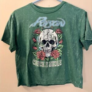 Green Poison Band T-Shirt with Skull and Roses cropped
